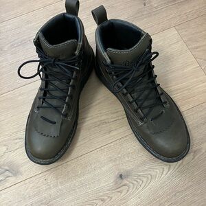 Danner Women’s Olive Leather Boots